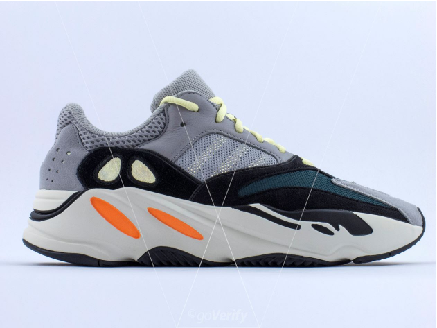 yeezy 700 heel slip