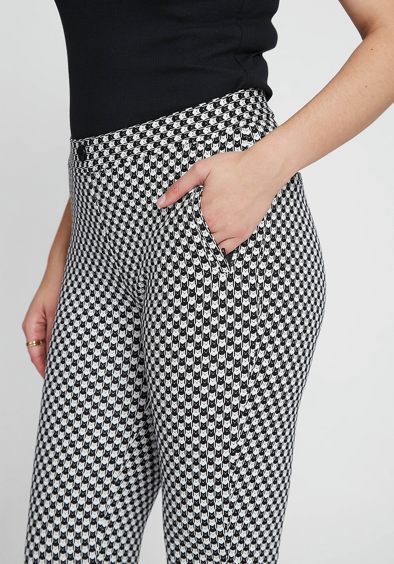 Skinny-Leg | Pencil Dress Pant Yoga Pants (Catstooth) | Betabrand