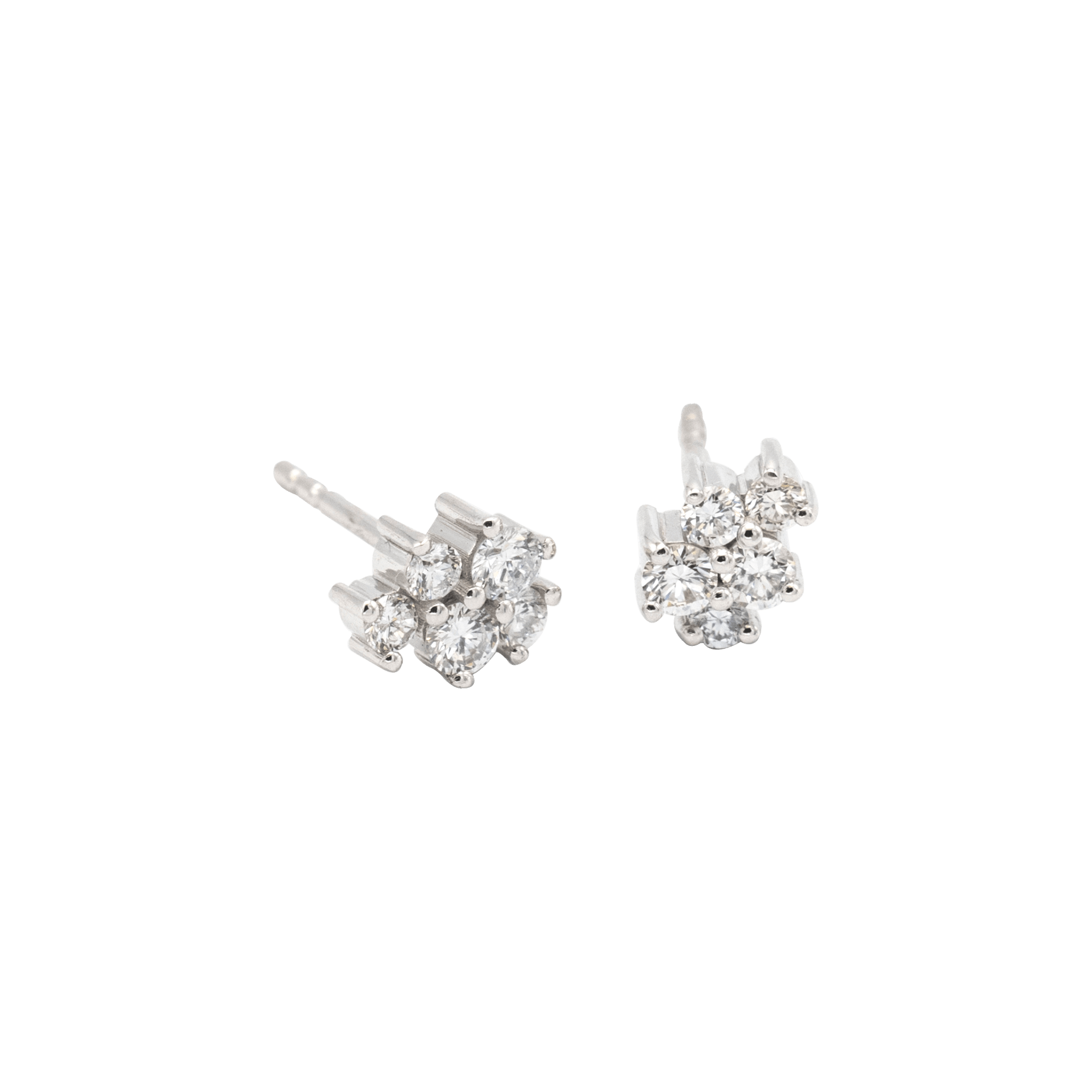 Mono Diamond Cluster Stud Earrings | 18K white gold / 0.21ct / Pair 8x6 mm  | Jewelry | The Future Rocks