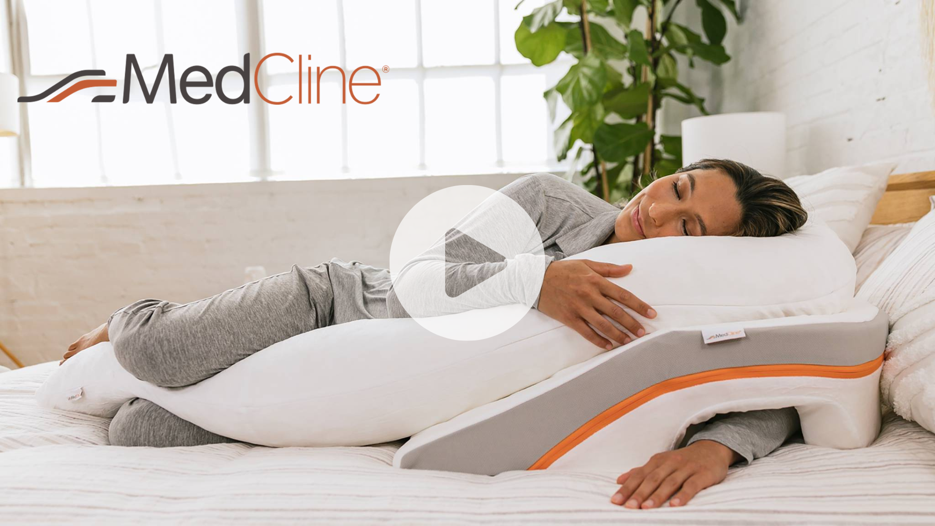 Post-Surgery Pillows: Shoulder Surgery Wedge Pillow - MedCline