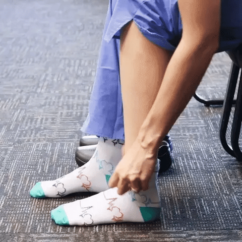 Meias de Compressão ConfortLife 20-30 mmHg (Compre 2 Leve 6 Pares)