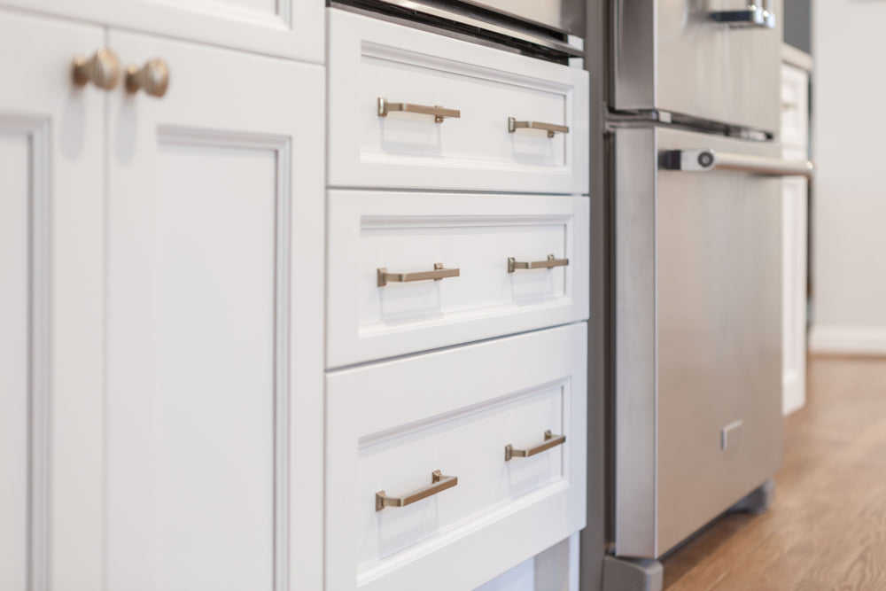 How to Pick Kitchen Cabinet Drawers