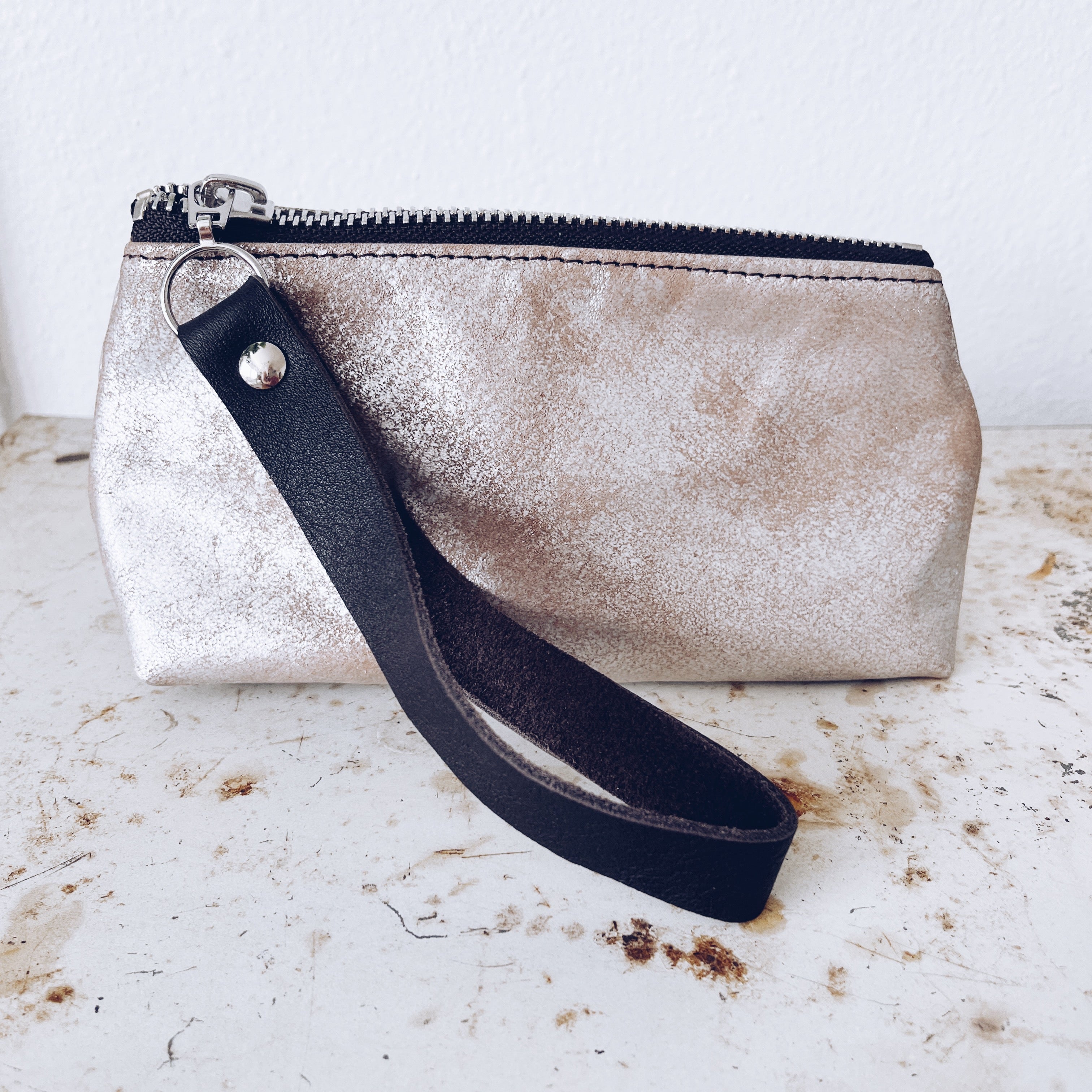 HANDBAGS + PURSES – Seaside Gallery and Goods