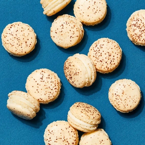 eggnog french macaroons