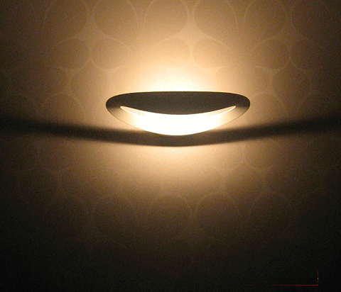 Wandleuchte Mesmeri von Artemide