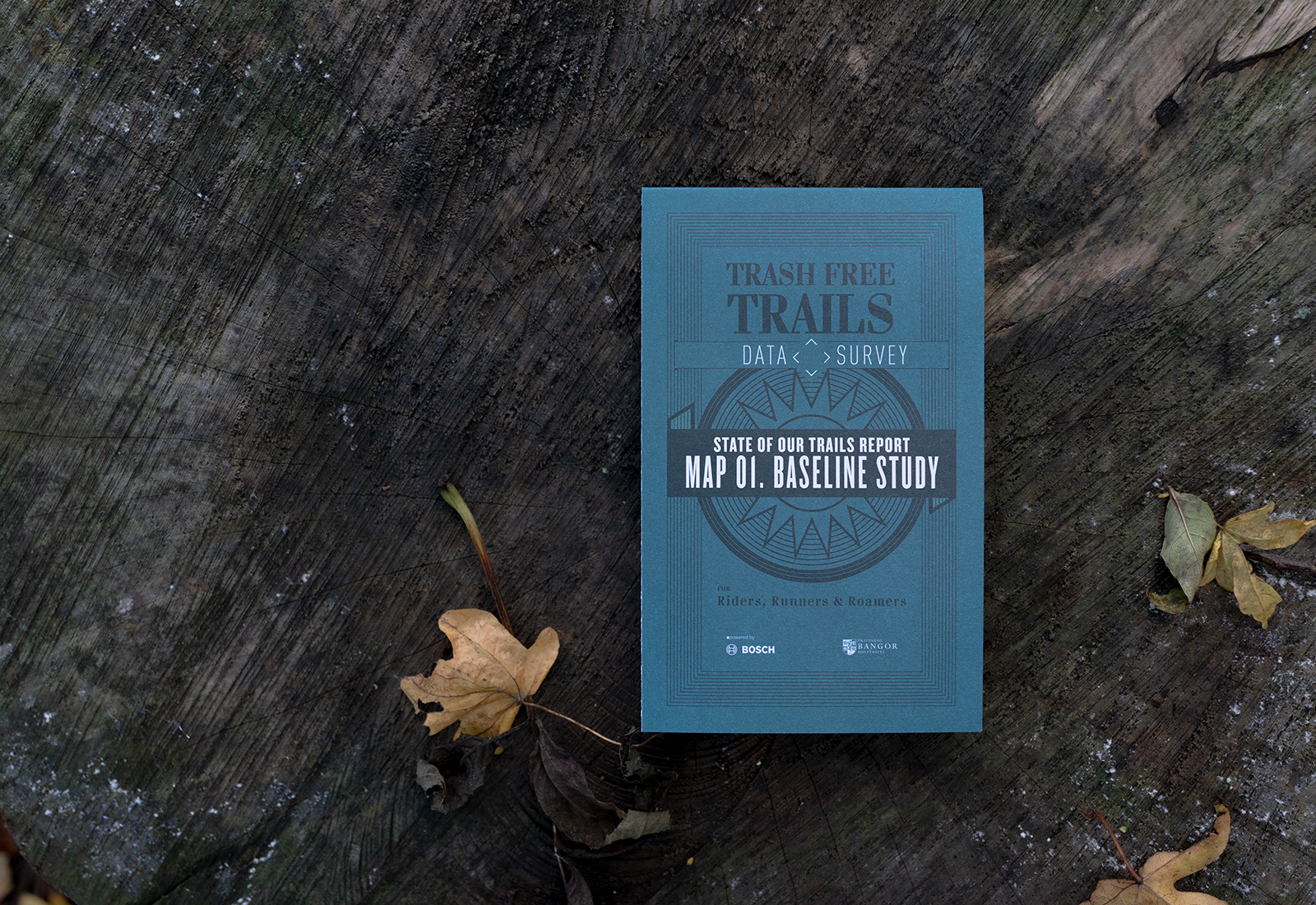 Front cover of trash free trails map designed by ploterre