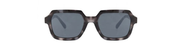 gafas de sol con marcos rectangulares color pitón negro