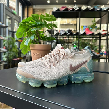 Air vapormax 2 shop particle beige igloo