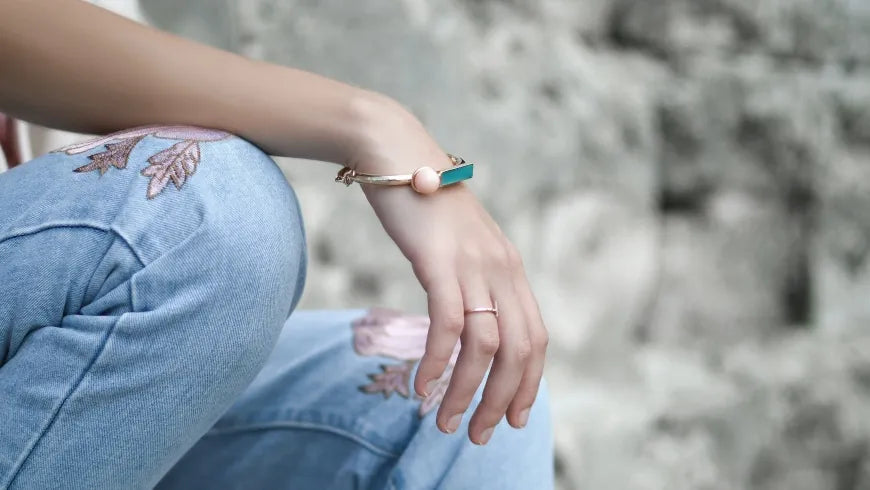 girl wearing a permanent bracelet