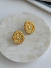 Vintage Beautiful clip-on Earrings - Cecilia Vintage