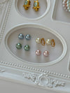 Vintage Joan Rivers pearl earrings - Cecilia Vintage