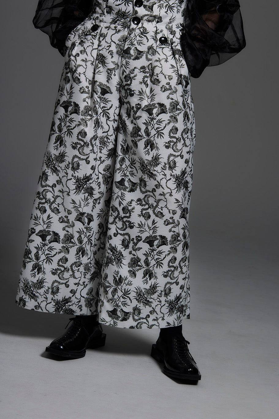 SALE／99%OFF】Gajess WIDE TACK PANTS カジュアルパンツ | sos.cafe