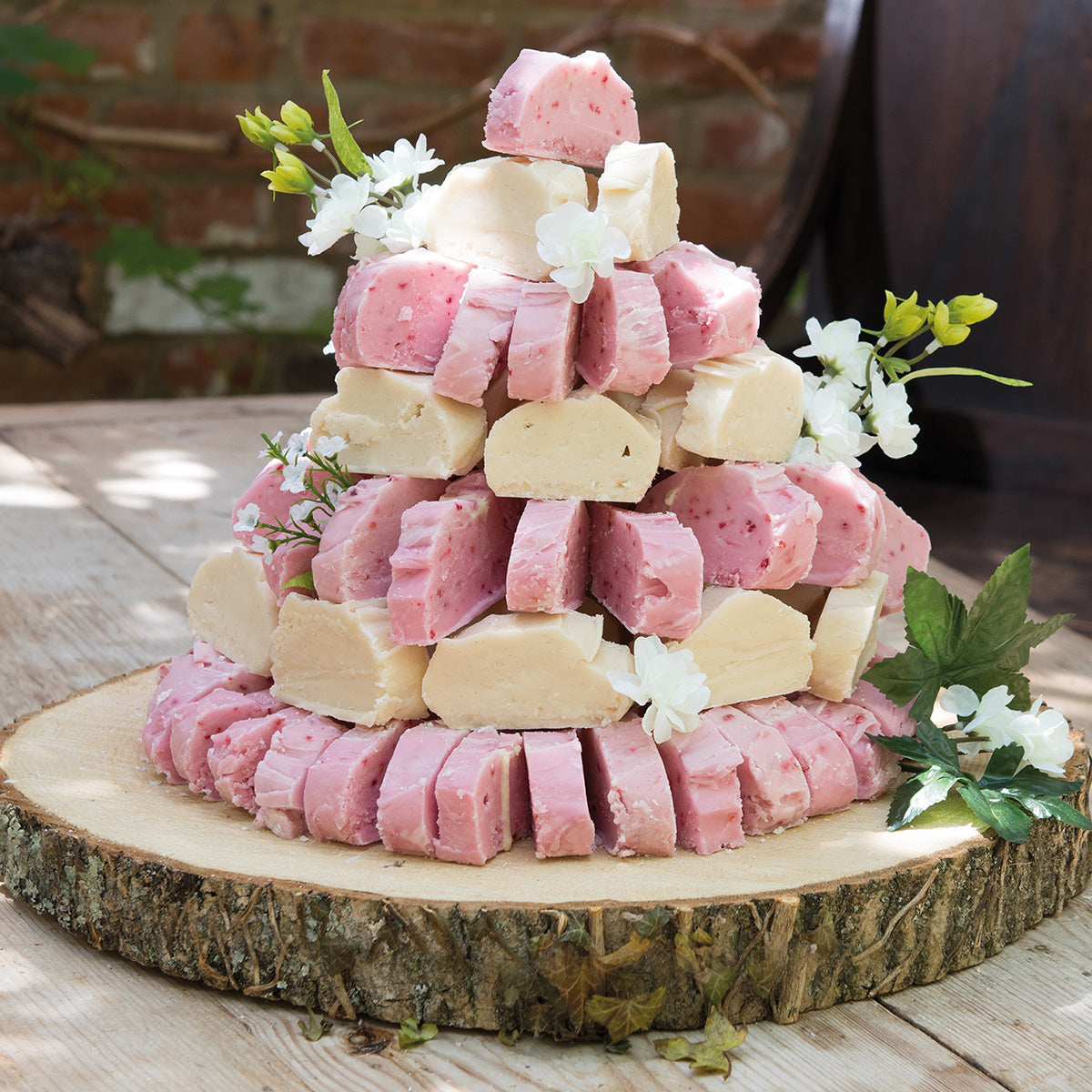 wedding fudge sculpture