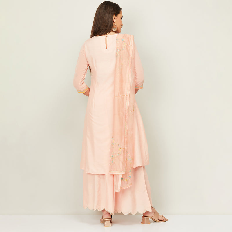 Women Embroidered Kurta and Dupatta with Solid Palazzos