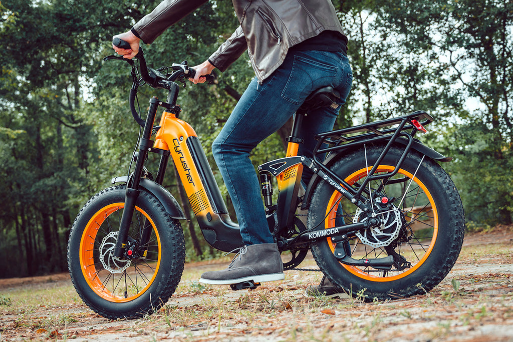 blog-man on step-through ebike