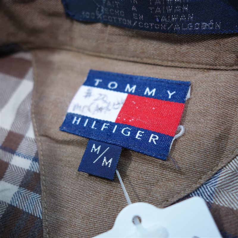 保障できる】 TOMMY HILFIGER 筆記体 ロンT Sサイズ 白黒カーキ 3色