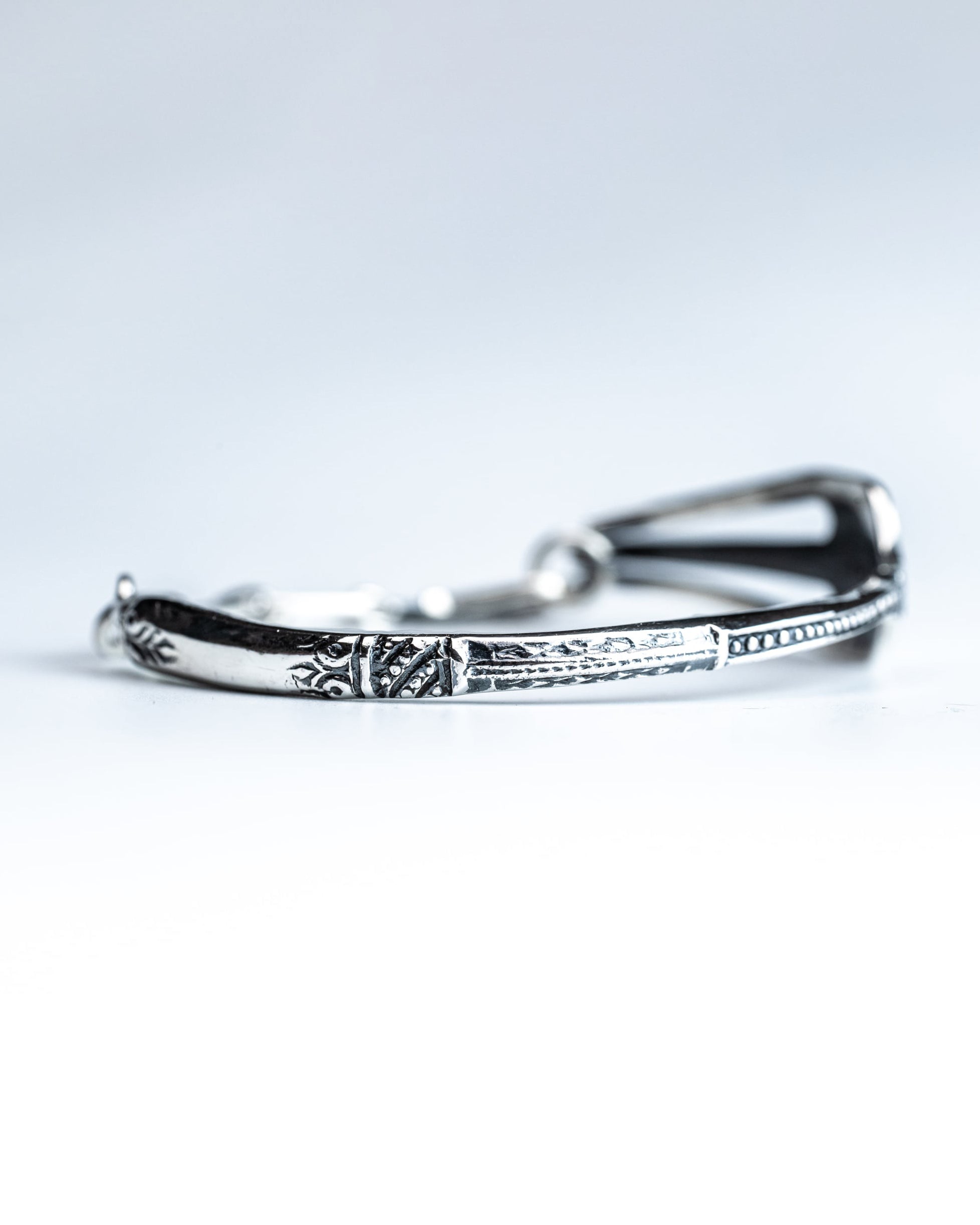 シルバーピーチ WAKANSILVERSMITH Antipue fork bangle (M) - 通販