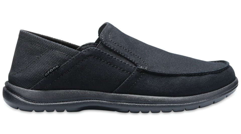 crocs black slip on