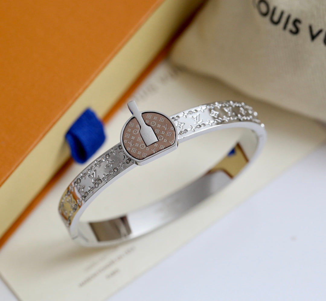 Louis Vuitton 2022 New Fashion Bracelet Jewelry