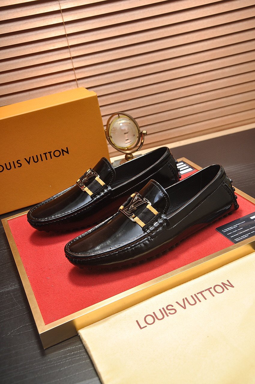 LV Louis Vuitton BEST QUALITY Men's Leather Fashion Loafers 