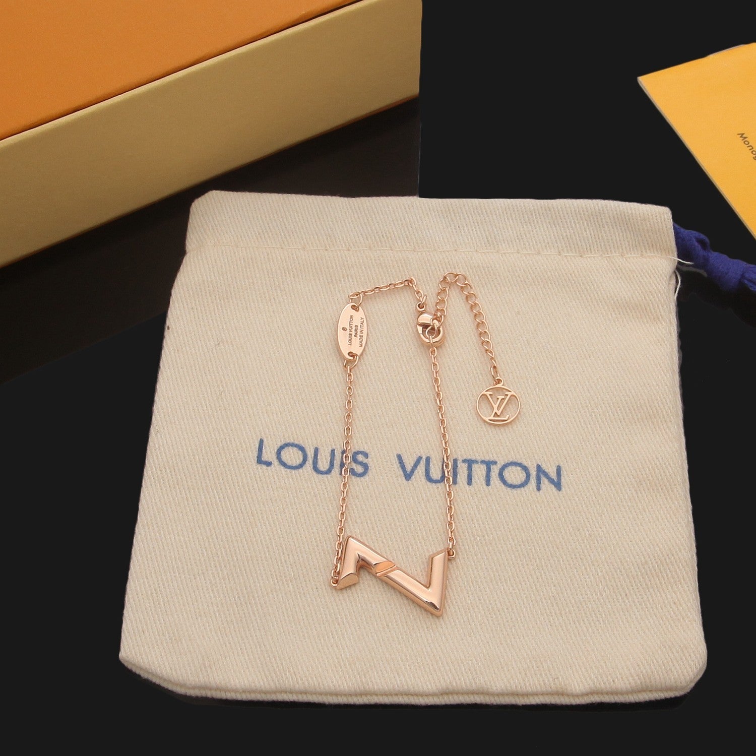 Louis Vuitton 2022 New Fashion Bracelet Jewelry