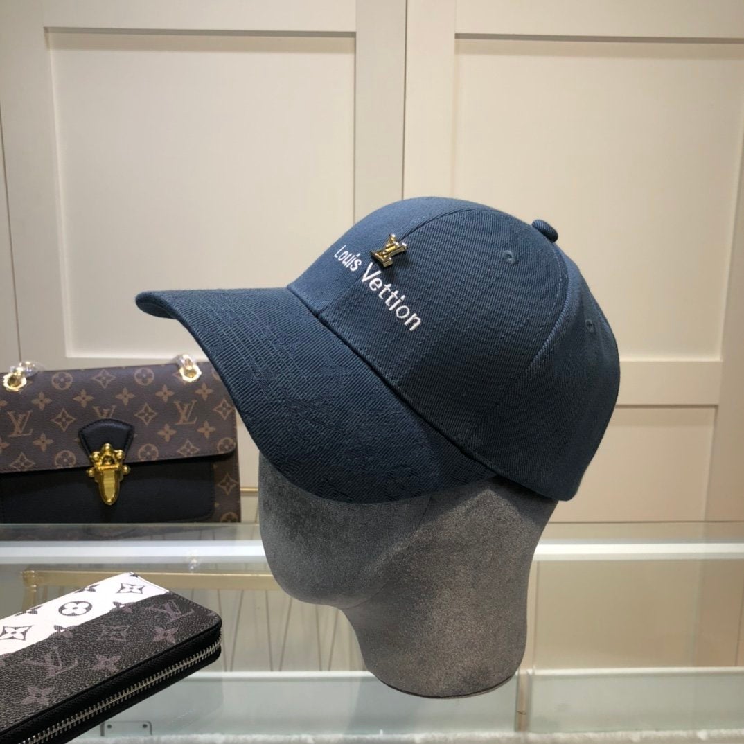 LV Louis Vuitton Men Women new baseball cap, simple atmosphere, casual and versatile sports cap12