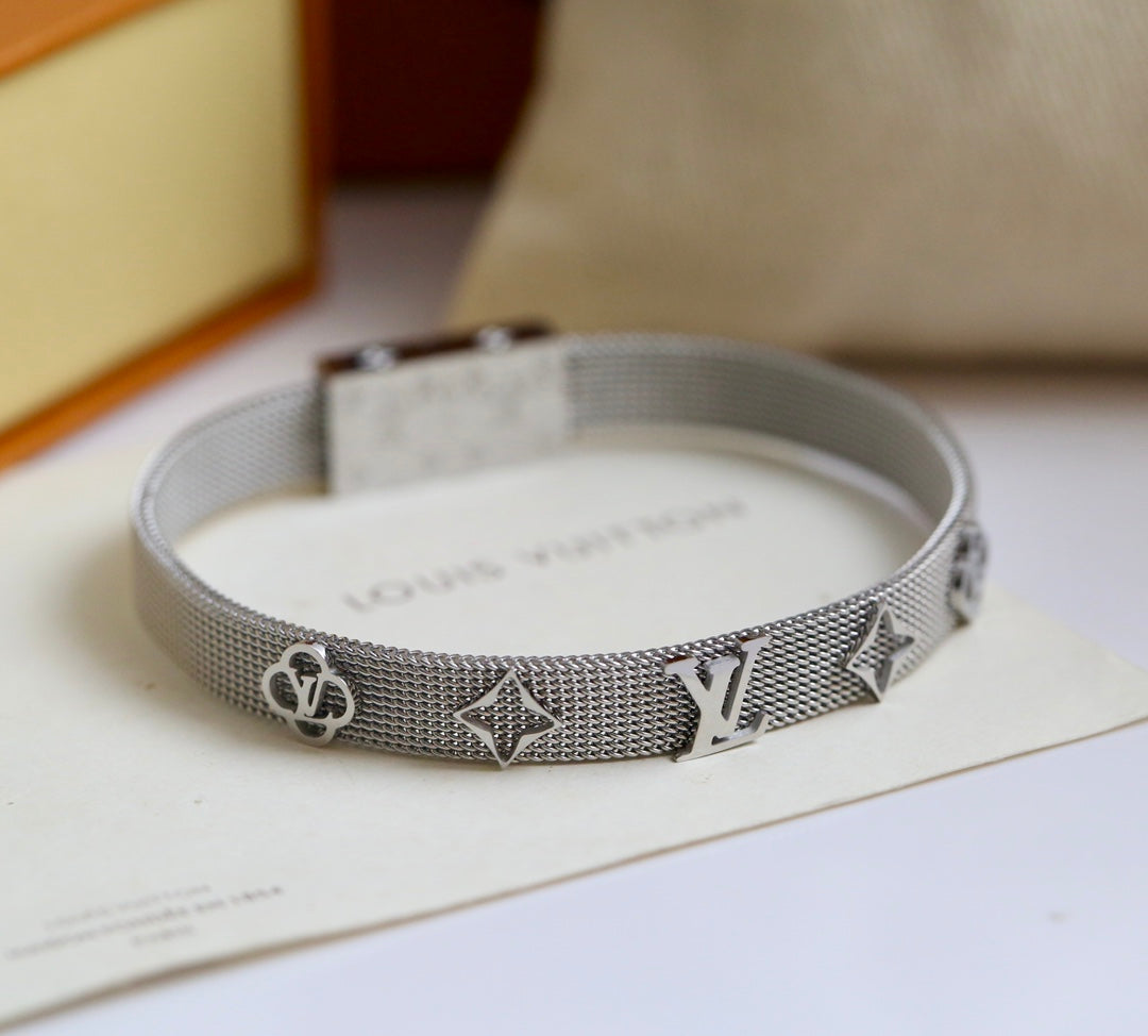 Louis Vuitton 2022 New Fashion Bracelet Jewelry