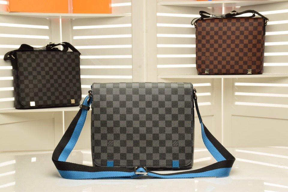 LV Louis Vuitton DAMIER DISTRICT CANVAS CROSS BODY BAG