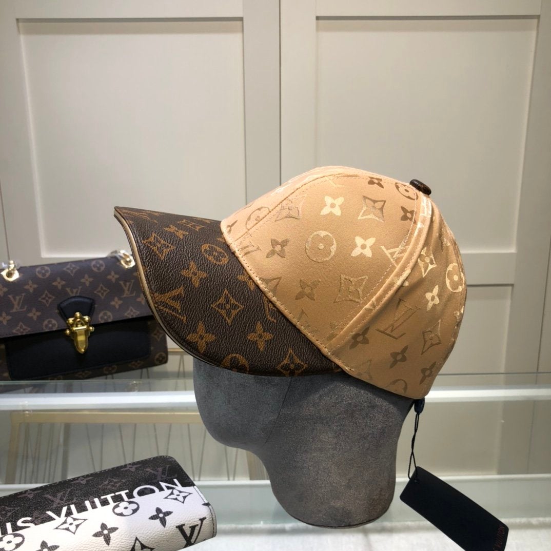 LV Louis Vuitton Men Women new baseball cap, simple atmosphere, casual and versatile sports cap 12