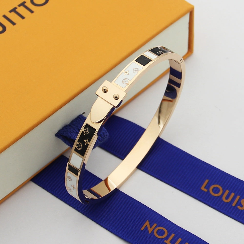 Louis Vuitton 2022 New Fashion Bracelet Jewelry