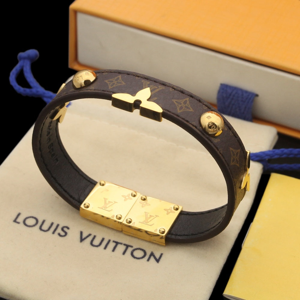 Louis Vuitton 2022 New Fashion Bracelet Jewelry Double sided Leather Bracelet