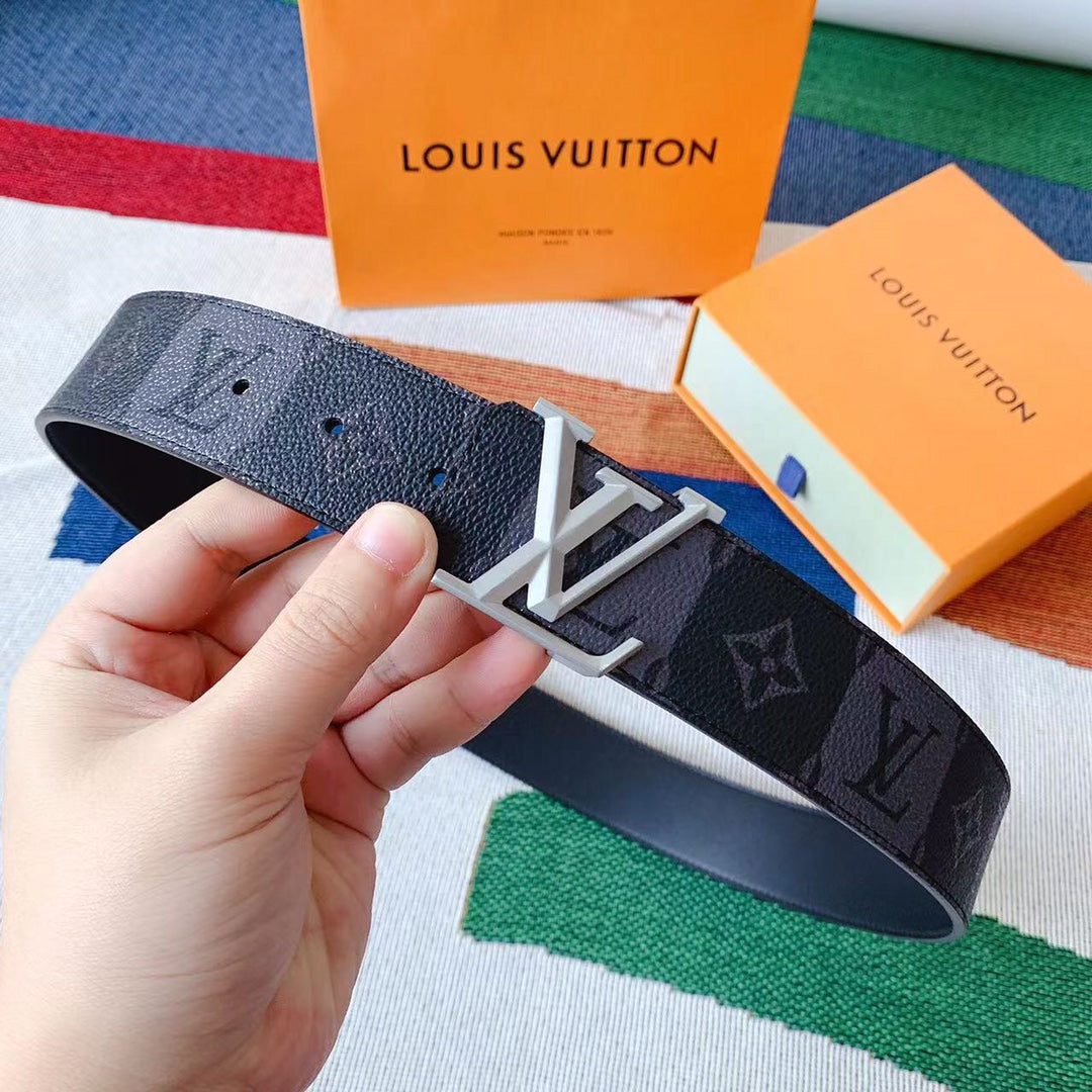 2022 LV Louis Vuitton 4.0 CM Width Classical Fashion Men Women Smooth Leather Buckle Skin Belts