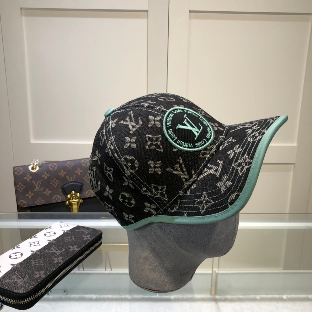 LV Louis Vuitton Men Women new baseball cap, simple atmosphere, casual and versatile sports cap12