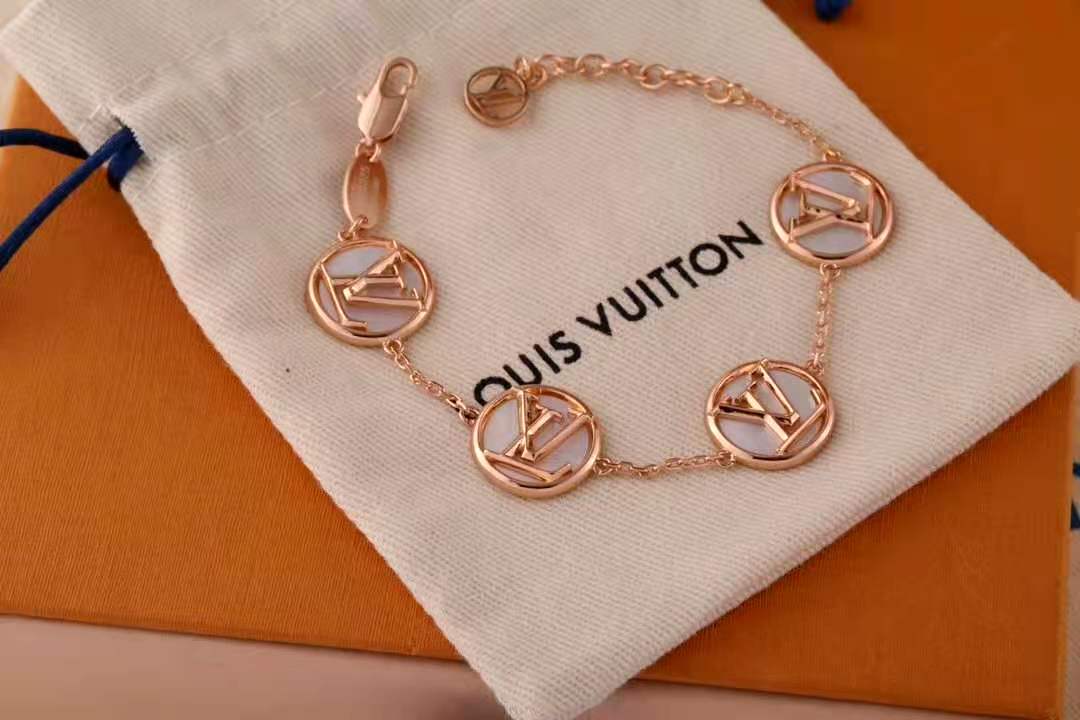 Louis Vuitton 2022 New Fashion Bracelet Jewelry