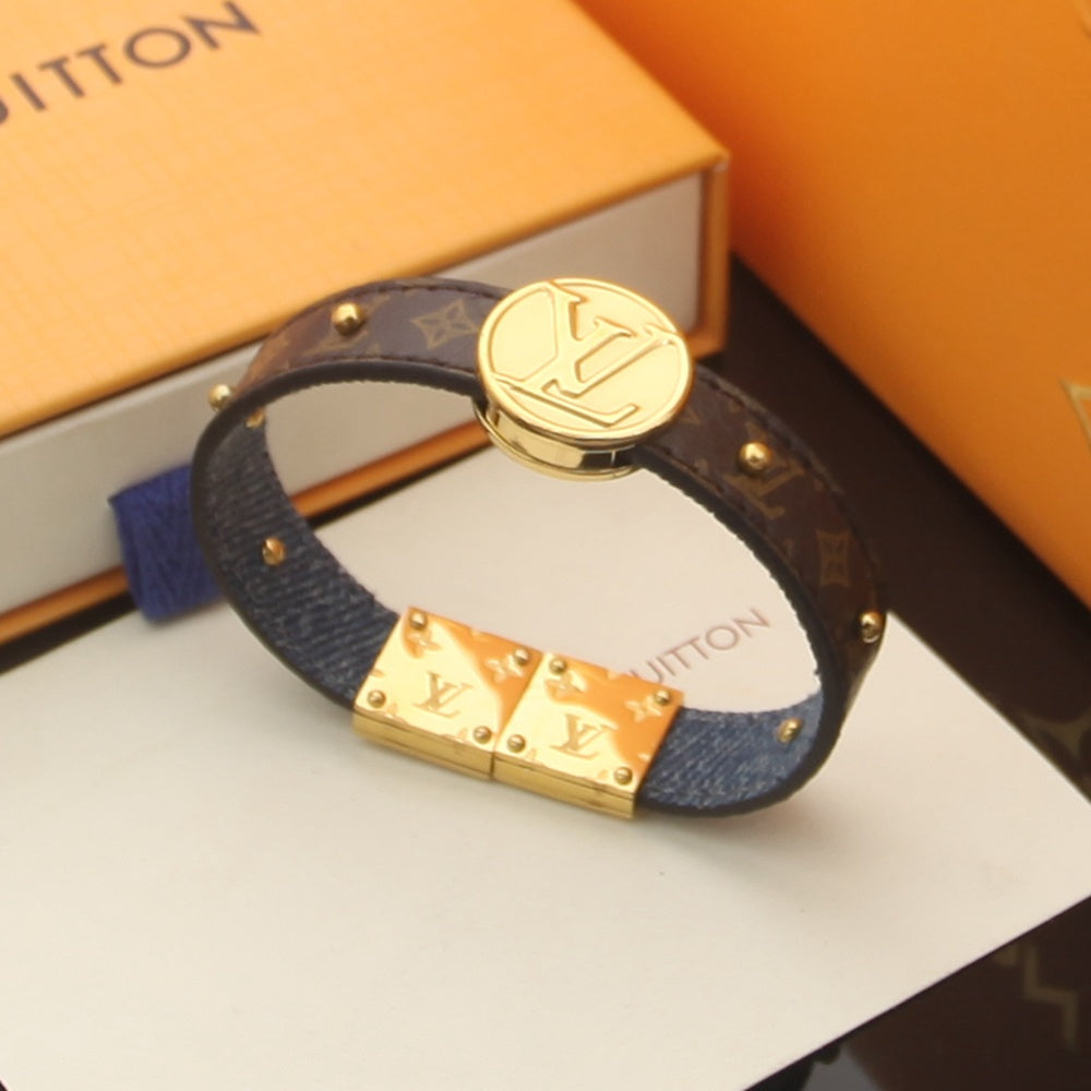 Louis Vuitton 2022 New Fashion Bracelet Jewelry Double sided Leather Bracelet