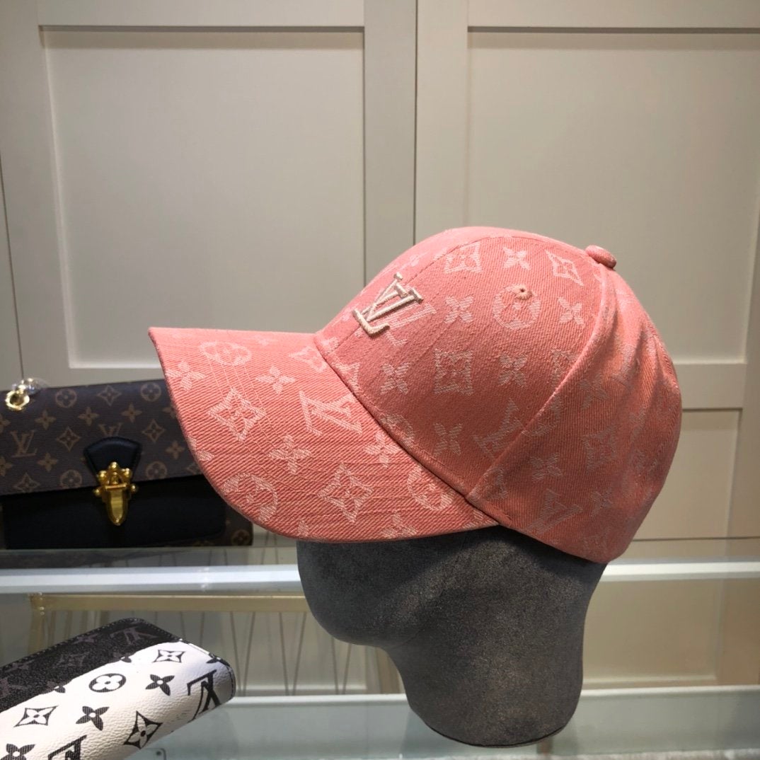 LV Louis Vuitton Men Women new baseball cap, simple atmosphere, casual and versatile sports cap12