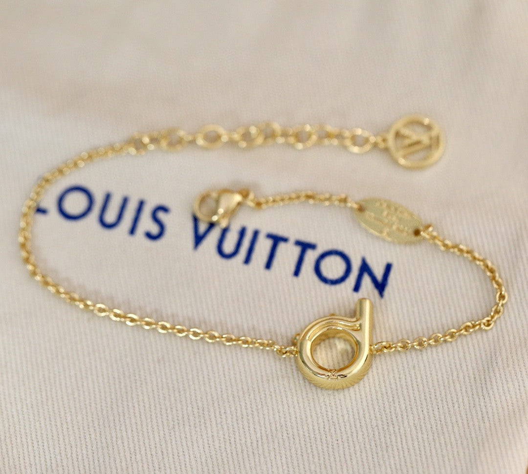 Louis Vuitton 2022 New  Bracelet  Fashion Letter Bracelet Jewelry