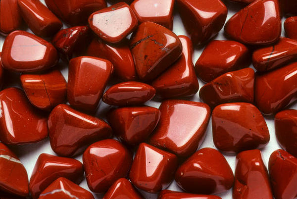 Punainen jaspis - eettisesti louhitut kristallit ja kivet netistä