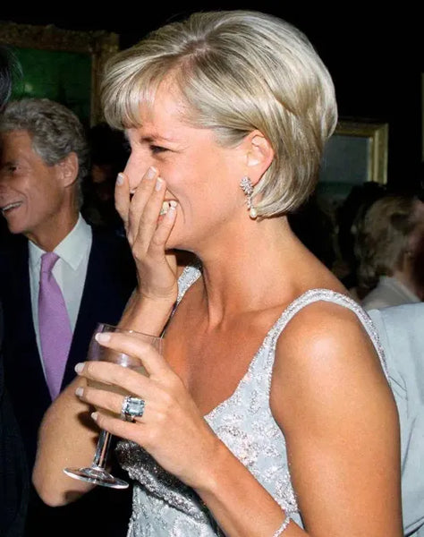 Princess Diana blue gemstone ring