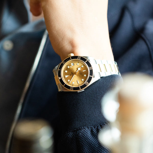 Gold mens luxury watch