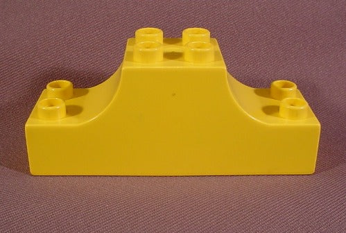 LEGO Yellow Duplo Brick demi-arch Comes In