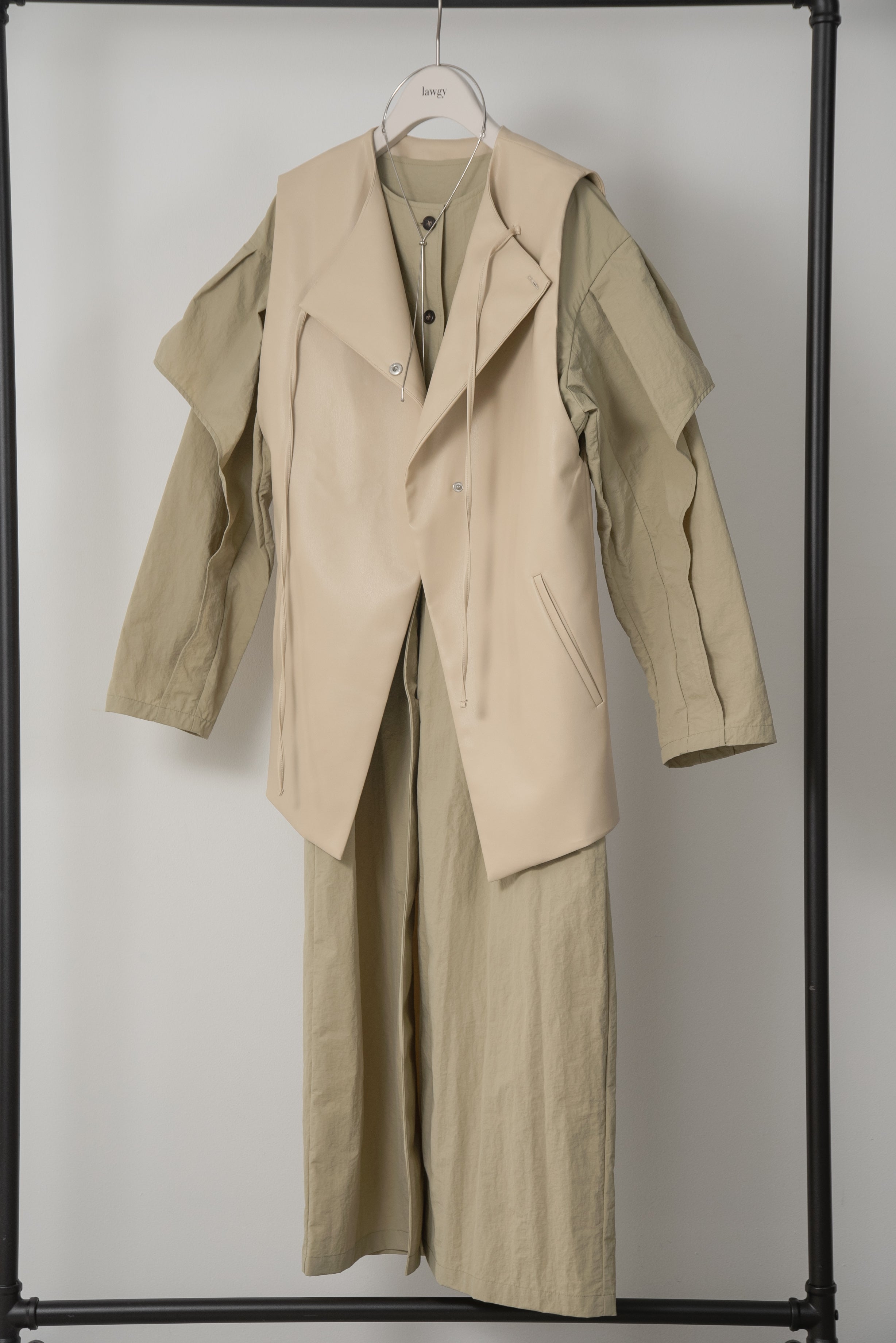 lawgy flutter light trench coat - 通販 - guianegro.com.br