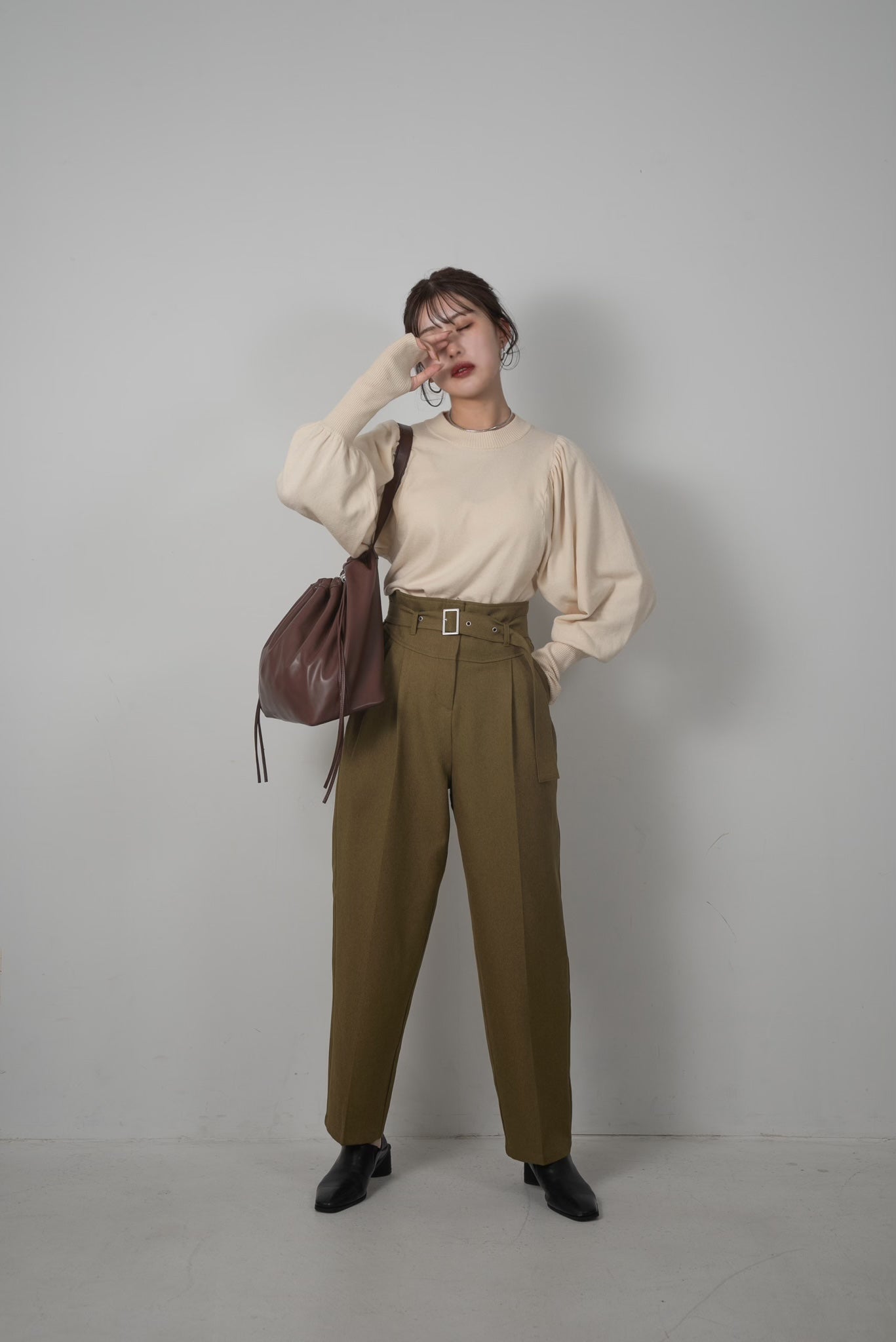 ナチュラルネイビー LOW CLASSIC ハイウエストパンツ BELT PANTS