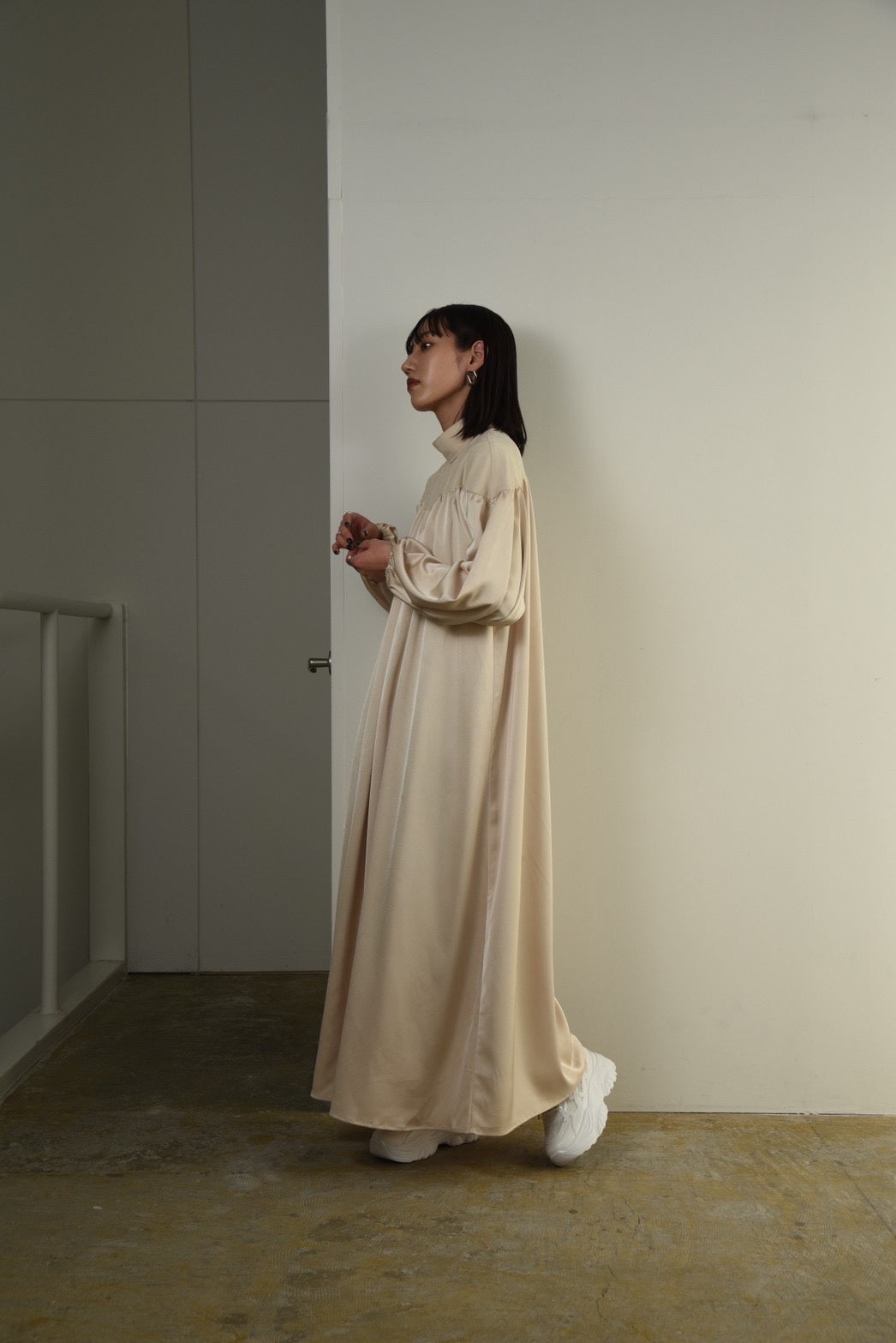 売れ筋新商品 amiur mouton poncho over vest ivory