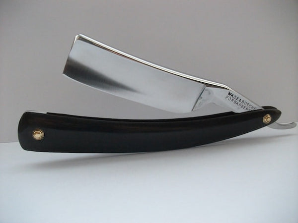 how to shave with a straight edge razor