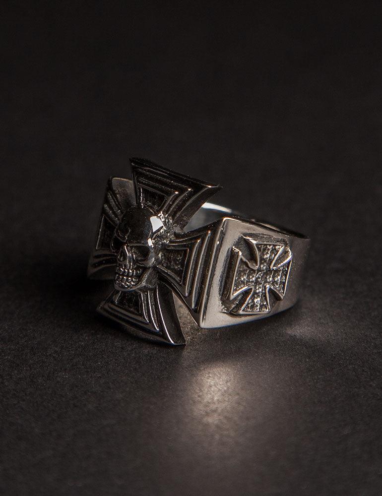 IRON CROSS SKULL RING – Silverlogy