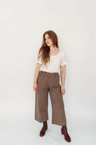 Easy Elastic Waist Pants Sewing Patterns - Sew Paradise