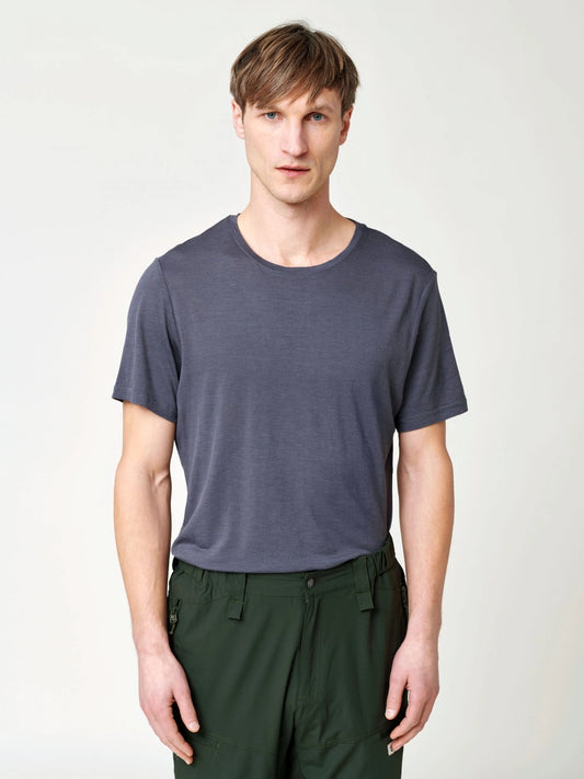 【Röyk】Men's Merino T-shirt - Anthracite 美麗諾羊毛上衣_男_煤灰
