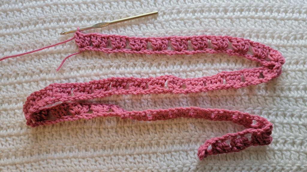 Photo Tutorial – Crochet Pattern: Spiked Granny Blanket! – crochetmelovely