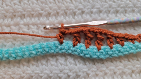 Photo Tutorial – How To Crochet: The Open Wave Stitch